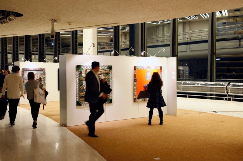 21 regards au Palais des Nations